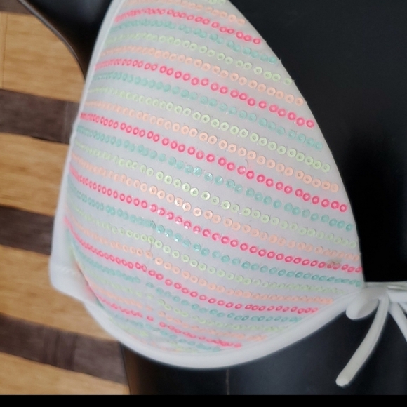 Victoria secret 36c swimsuit tops - Picture 8 of 9